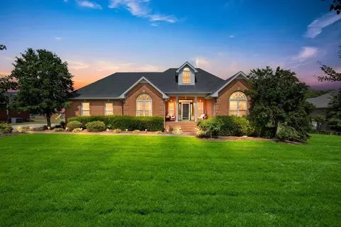 151 Mason Pl, Decherd, TN 37324 photo 1