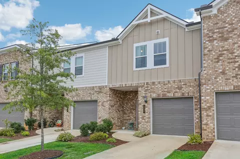 352 Wiregrass Ln, Columbia, TN 38401