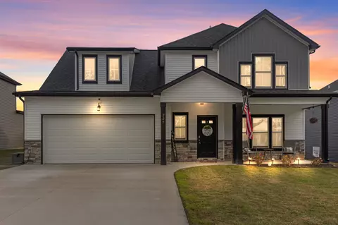 225 Crusaw Dr, Clarksville, TN 37043