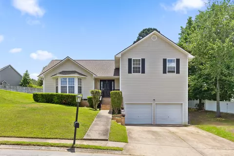 8790 Winterberry Ln, Chattanooga, TN 37421