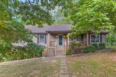 1938 Rock Bluff Rd, Hixson, TN 37343
