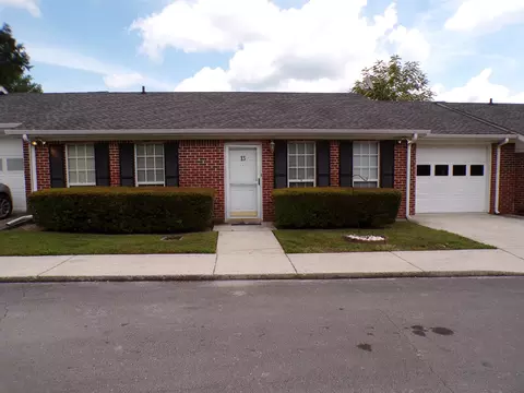 1600 N Washington St #13, Tullahoma, TN 37388