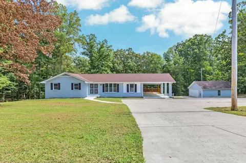 1450 Southside Rd, Southside, TN 37171