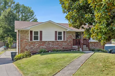 7965 Sawyer Brown Rd, Nashville, TN 37221