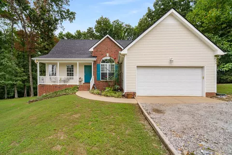 104 Coach Dr, White Bluff, TN 37187