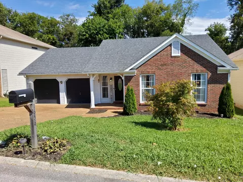 1656 Aaronwood Dr, Old Hickory, TN 37138