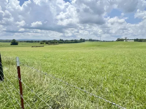 8 Charlie Turner Rd, Mcminnville, TN 37110
