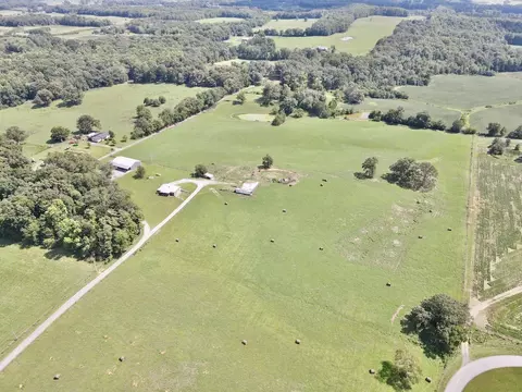 18 Pleasant Hill Rd, Mcminnville, TN 37110
