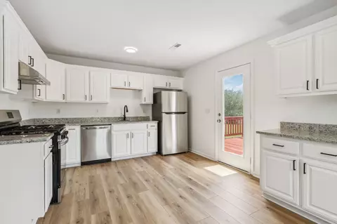 Kitchen - 74 Hillcrest Dr, Morrison, TN 37357 photo 1 of 3
