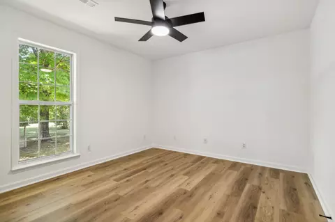 Bedroom - 74 Hillcrest Dr, Morrison, TN 37357 photo 4 of 7