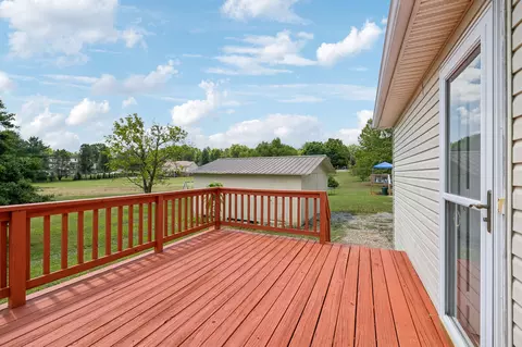 Exterior - 74 Hillcrest Dr, Morrison, TN 37357 photo 7 of 7