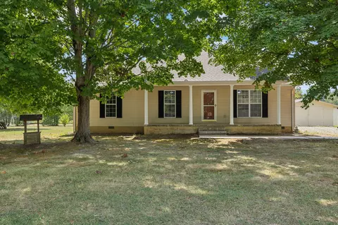 Exterior - 74 Hillcrest Dr, Morrison, TN 37357 photo 2 of 7