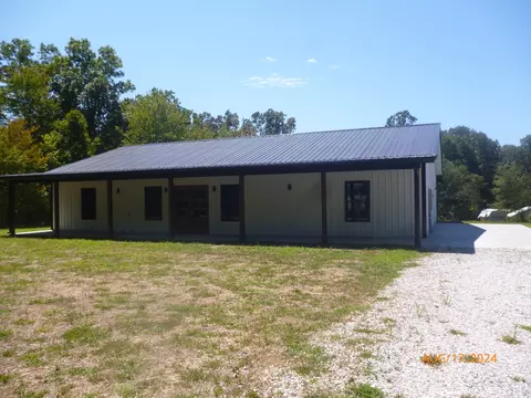 6732 Pin Oak Dr, Nunnelly, TN 37137