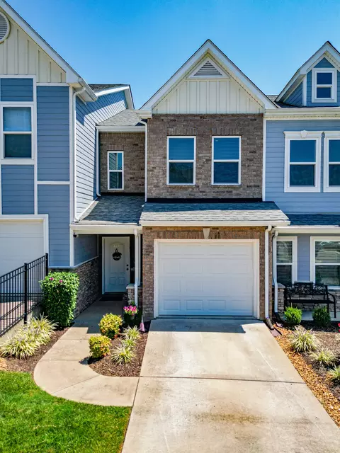 2221 Drone Way, Columbia, TN 38401