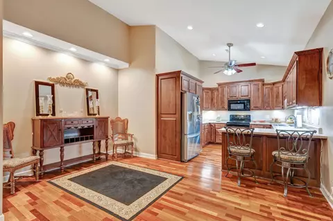 Entry Way - 705 Blackpatch Dr #7, Springfield, TN 37172 photo 2 of 2