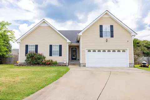 3764 Kendra Ct N, Clarksville, TN 37040