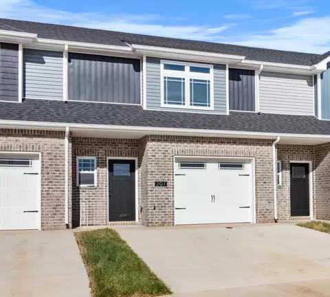 207 W Fallow Ct, Clarksville, TN 37040