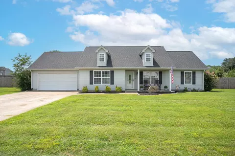102 Marty Ln, White Bluff, TN 37187