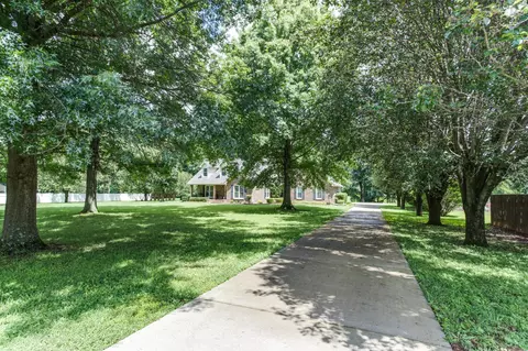 4922 Willowbend Dr, Murfreesboro, TN 37128 photo 3