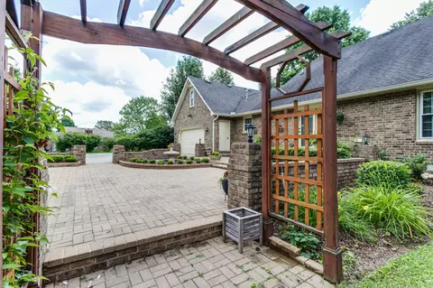 4922 Willowbend Dr, Murfreesboro, TN 37128 photo 9