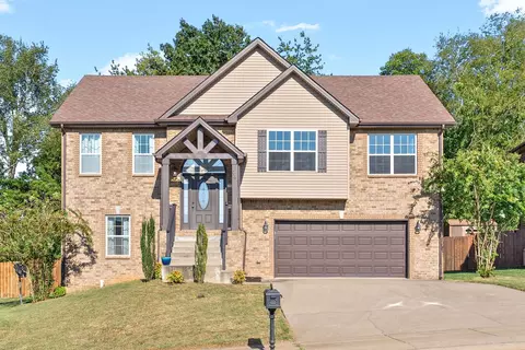 961 Bonellis Ln, Clarksville, TN 37040