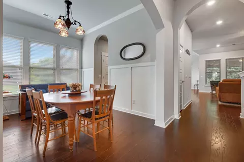 Entry Way - 1405 Burrows Ave, Murfreesboro, TN 37129 photo 3 of 5