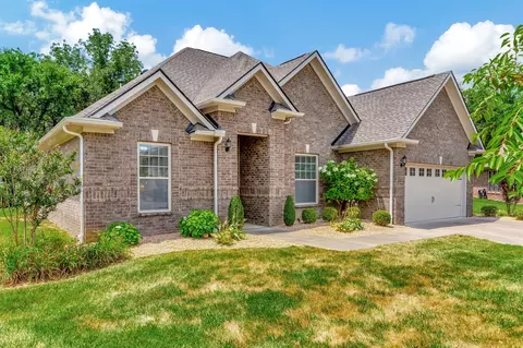 Exterior - 1405 Burrows Ave, Murfreesboro, TN 37129 photo 2 of 7