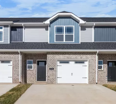 205 W Fallow Ct, Clarksville, TN 37040