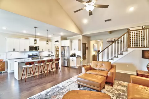 4038 Gilreath Pl, Murfreesboro, TN 37127
