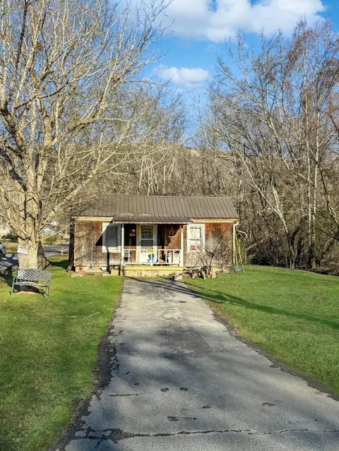 304 Glover Hill Rd, Jasper, TN 37347