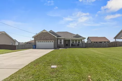 92 Ridge St, Manchester, TN 37355