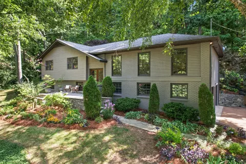 2012 Otter Valley Ln, Nashville, TN 37215