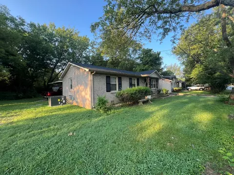 1330 Eagle St, Murfreesboro, TN 37130 photo 3