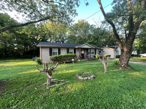 1330 Eagle St, Murfreesboro, TN 37130