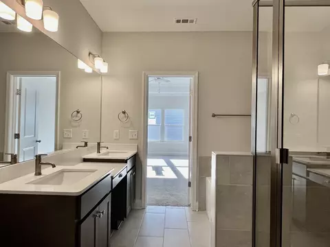 Bath - 3232 Tasker Dr, Antioch, TN 37013 photo 1 of 5