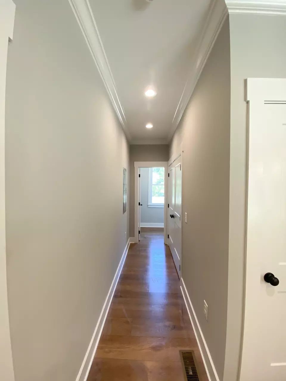 Entry Way - 2043 Lynnville Hwy, Cornersville, TN 37047 photo 1 of 1