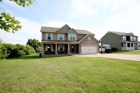 673 Clog Valley Dr, Sparta, TN 38583