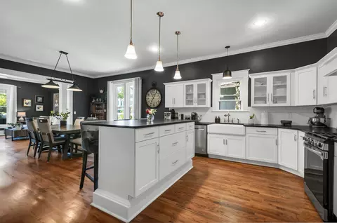110 Poplar St, Dickson, TN 37055