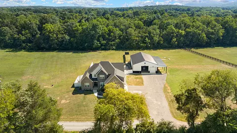 2480 Armstrong Valley Rd, Murfreesboro, TN 37128