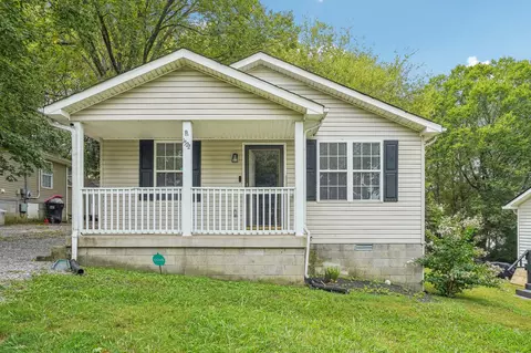 1322 Vine St, Clarksville, TN 37040