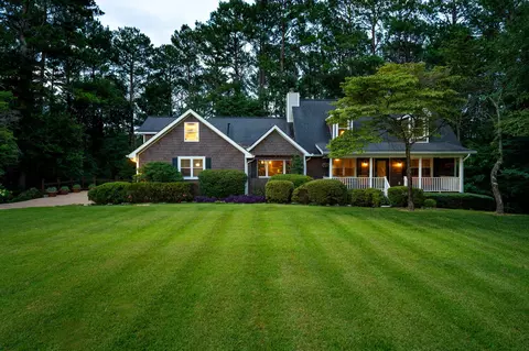 374 Donna Ln, Ringgold, GA 30736