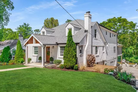 1014 Battlefield Dr, Nashville, TN 37204