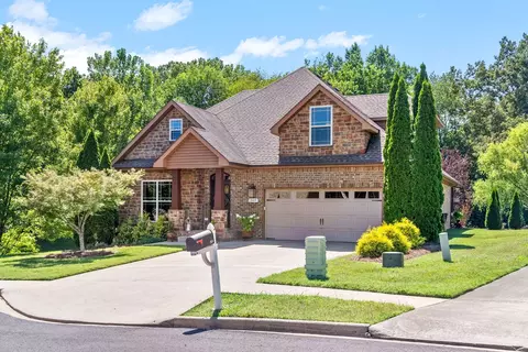 269 Turnberry Cir, Clarksville, TN 37043