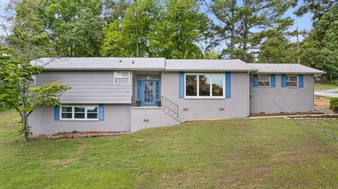 554 Randall St, Hixson, TN 37343