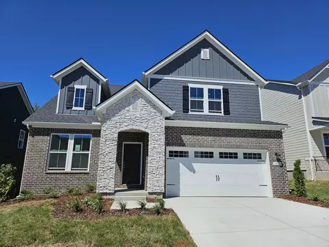 1004 Lionheart Dr, Hermitage, TN 37076