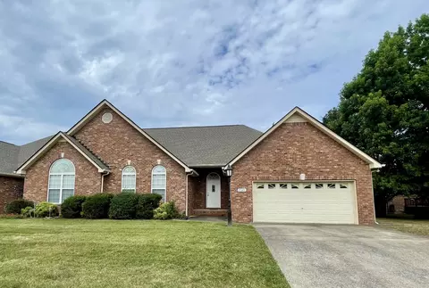 2320 Keegan Dr, Murfreesboro, TN 37130