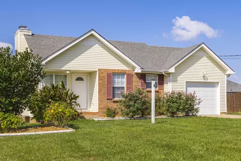 3730 Heather Dr, Clarksville, TN 37042