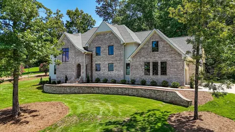 7144 Forest Spring Ln, Ooltewah, TN 37363