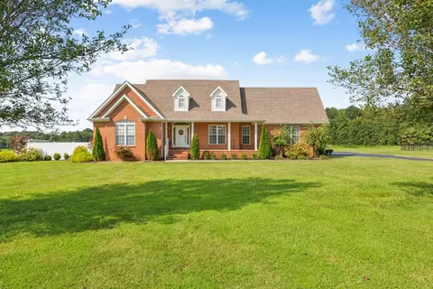 230 Michael Cir, Lafayette, TN 37083