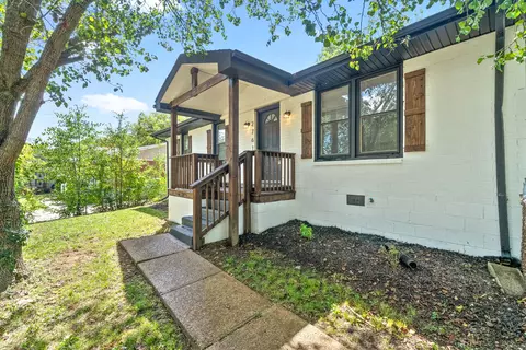2761 Old Matthews Rd, Nashville, TN 37207